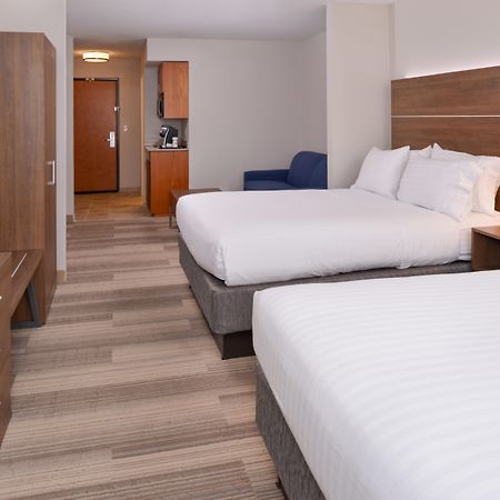 Holiday Inn Express Mineral Wells By Ihg Parkersburg Exterior foto